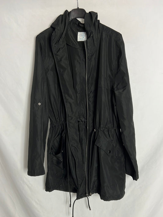 PRIMARK. Black hooded jacket. TM