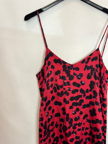 INTROPIA. Vestido midi recto rojo estampado. T 34