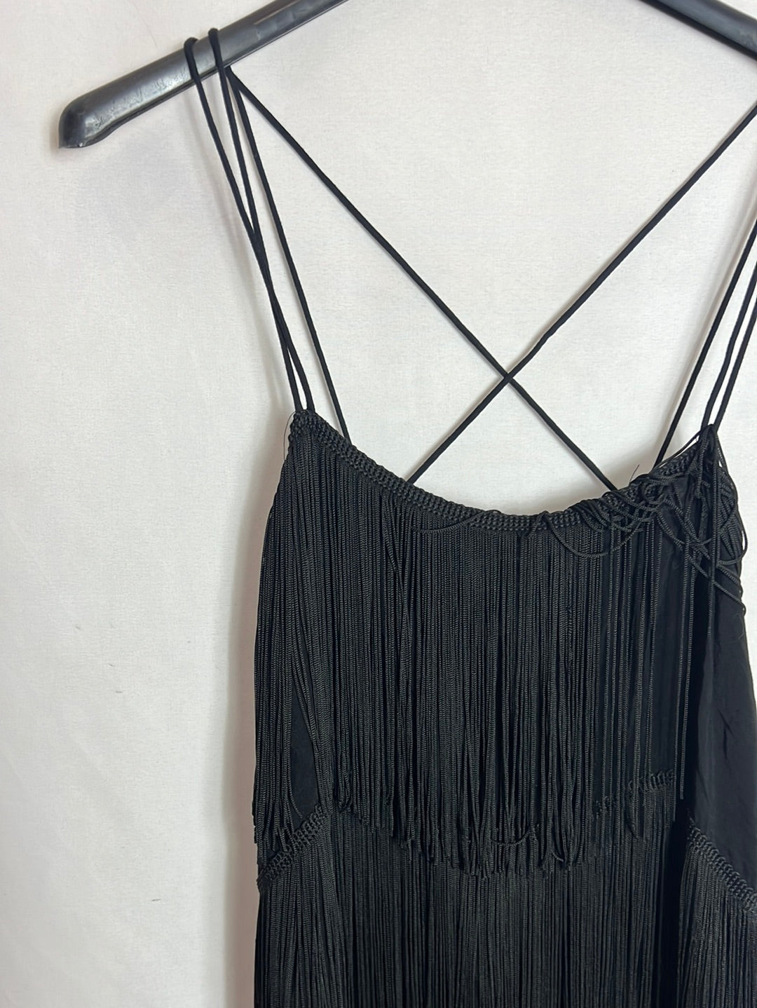 ZARA. Vestido negro flecos T.xs