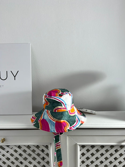 ZARA. Printed bow hat. TS