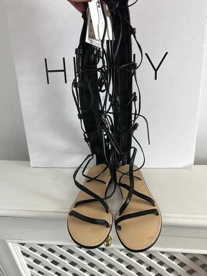 ZARA. Sandalia negra romana T.38