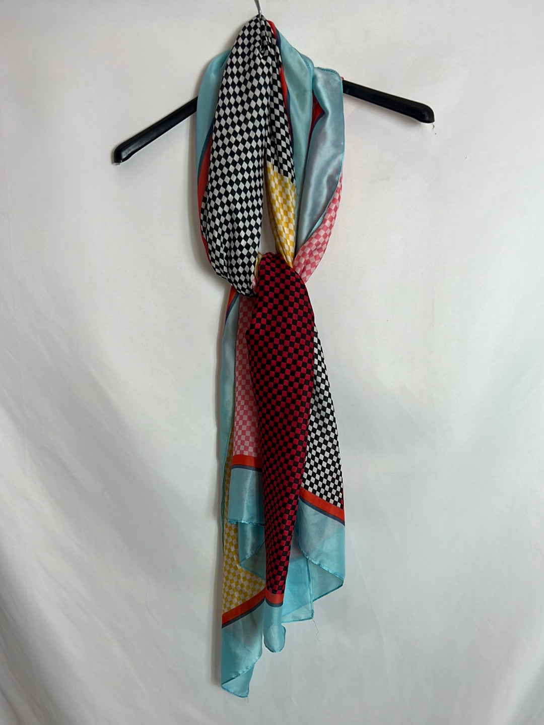 OTRAS.  Pañuelo fluido colores