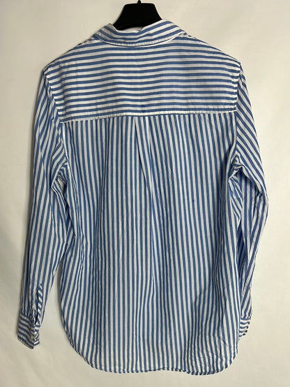 H&M. Camisa rayas azul y blanca. T 34