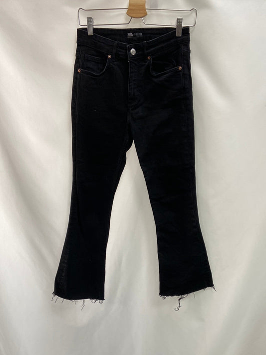 ZARA. Cropped jeans size 36