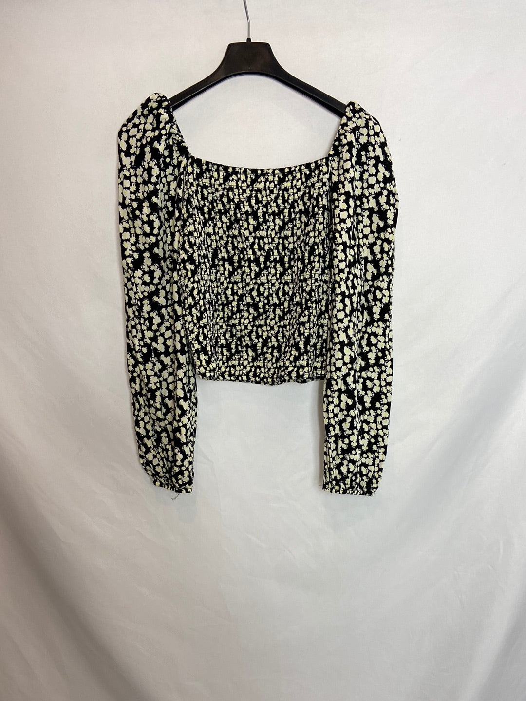 PEPE JEANS. Black floral top TM