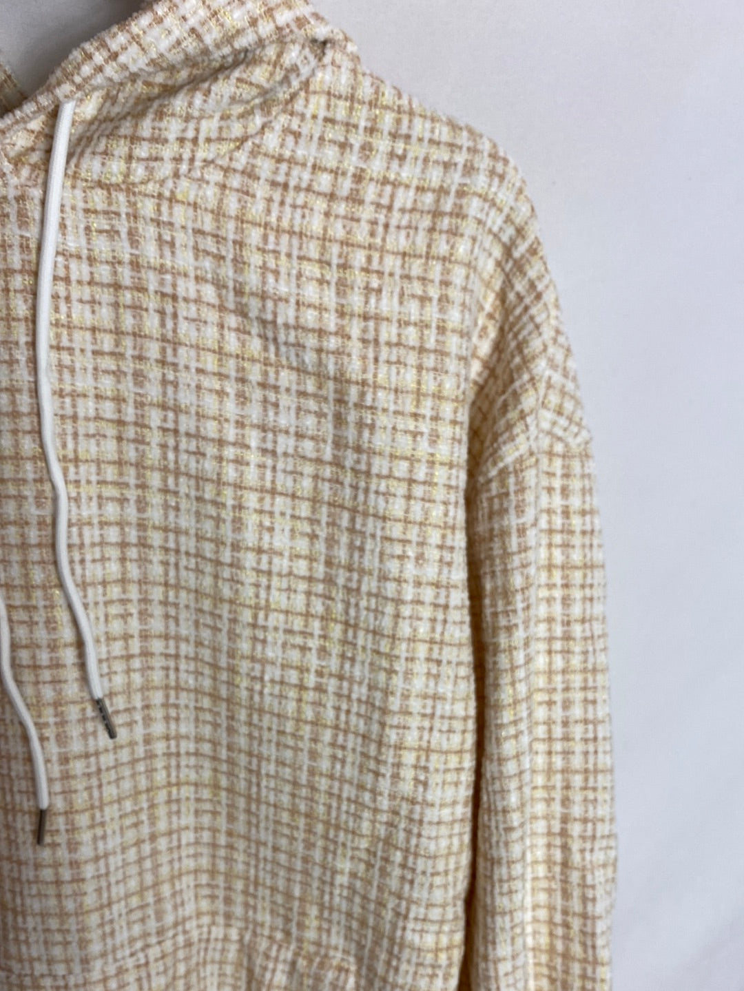 SHEIN. Sudadera estampada textura. T.S