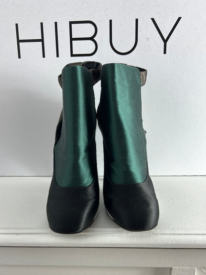 FENDI. Tacones satinados tricolor. T 37