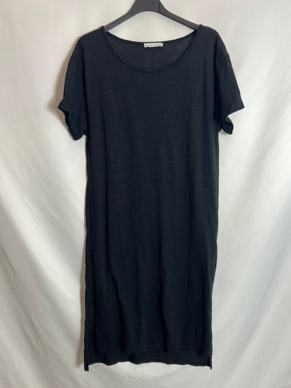 ZARA. Vestido midi negro tejido camiseta. T S