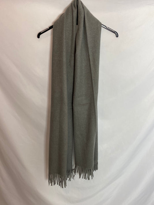 OTRAS. Fular gris flecos. TU