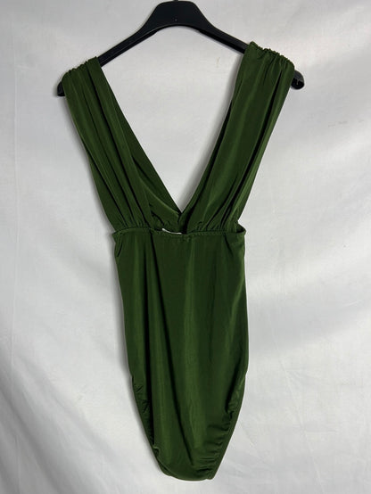 STRADIVARIUS. Body verde escote T.s