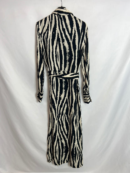 MASSIMO DUTTI. Printed shirt midi dress. Size 36