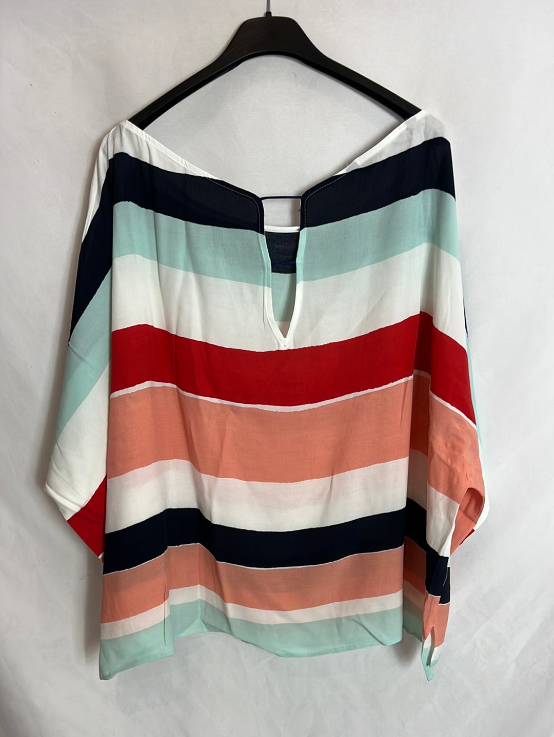 ZARA. Blusa manga corta rayas colores. T XL
