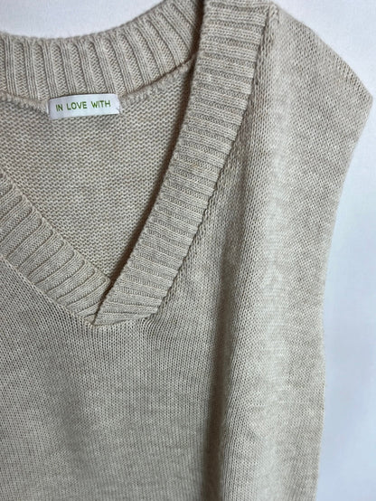 OTRAS. Chaleco oversized beige. T.u(m)