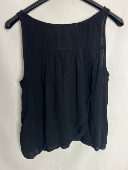 NAËLLE. Top negro fluido. T S