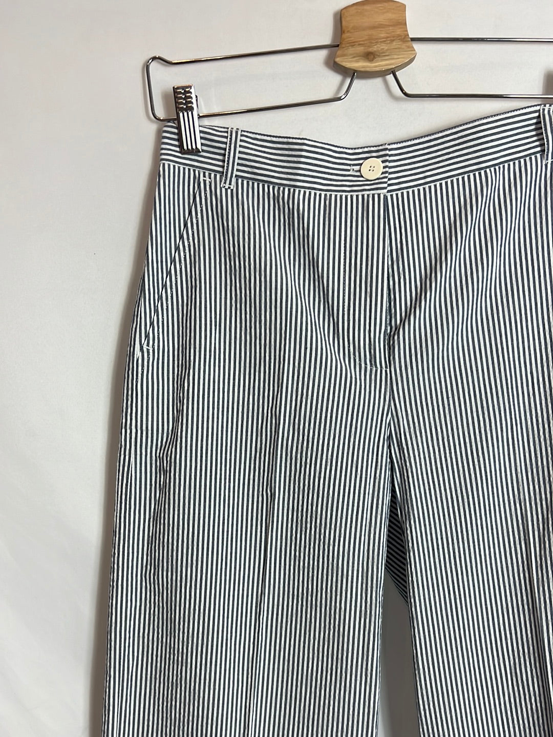 MAXMARA. Striped culottes. Size 36