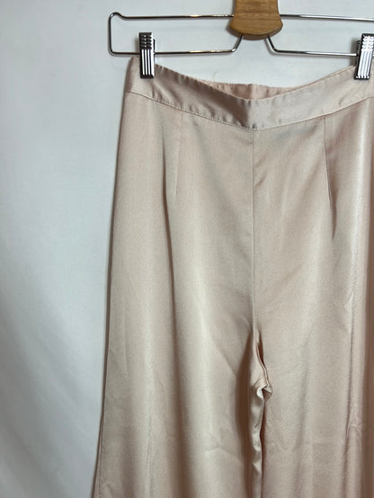 ASOS. Pantalón palazzo rosa satinado. T 36