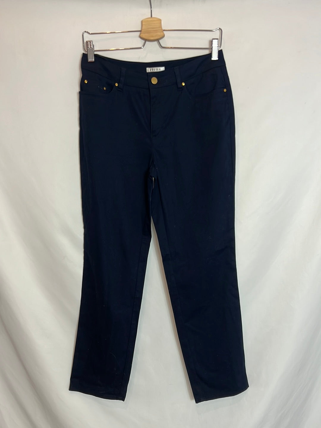 JONES NEW YORK. Blue denim pants. Size 40