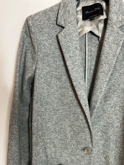 MASSIMO DUTTI. Blazer gris textura bolsillos. T 36