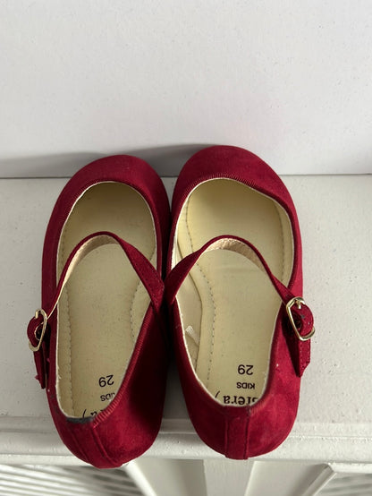 SFERA. Burgundy buckle Mary Jane. Size 29