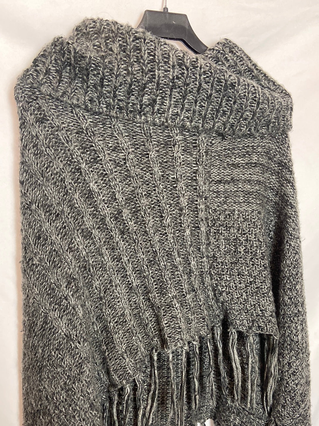 DONATZELLI. Poncho gris de punto TU