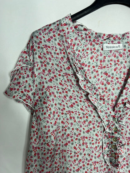 C&A. Top fluido flores satinado. T 42