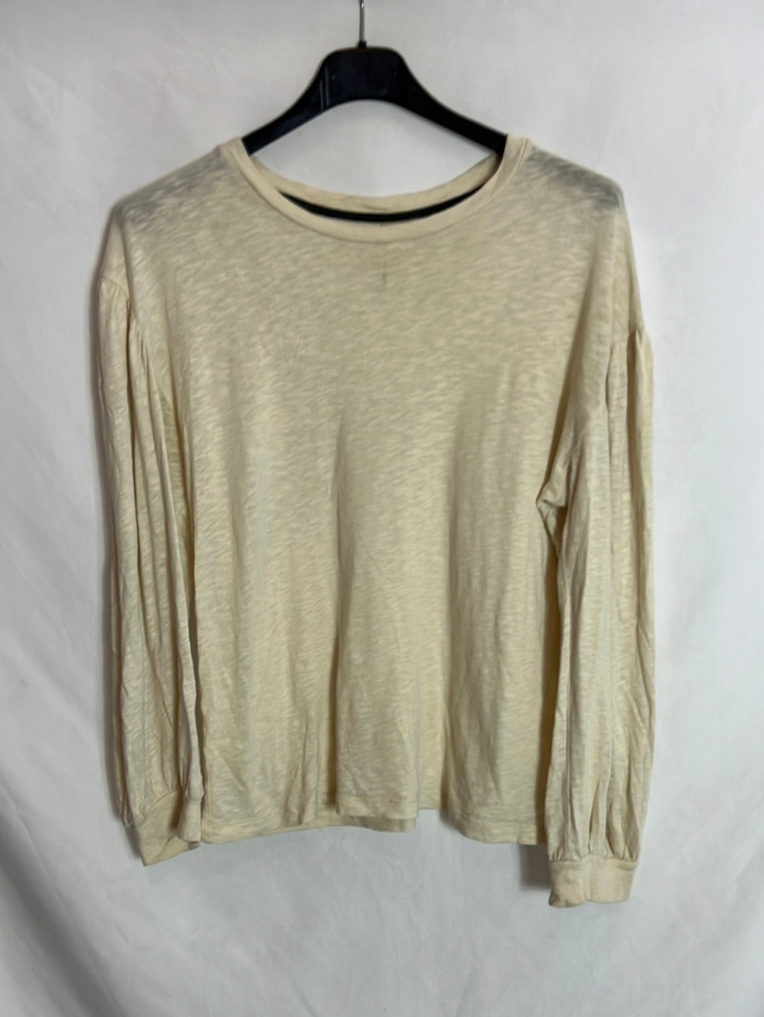 BELLEROSE. Thin beige T-shirt T.2(M)