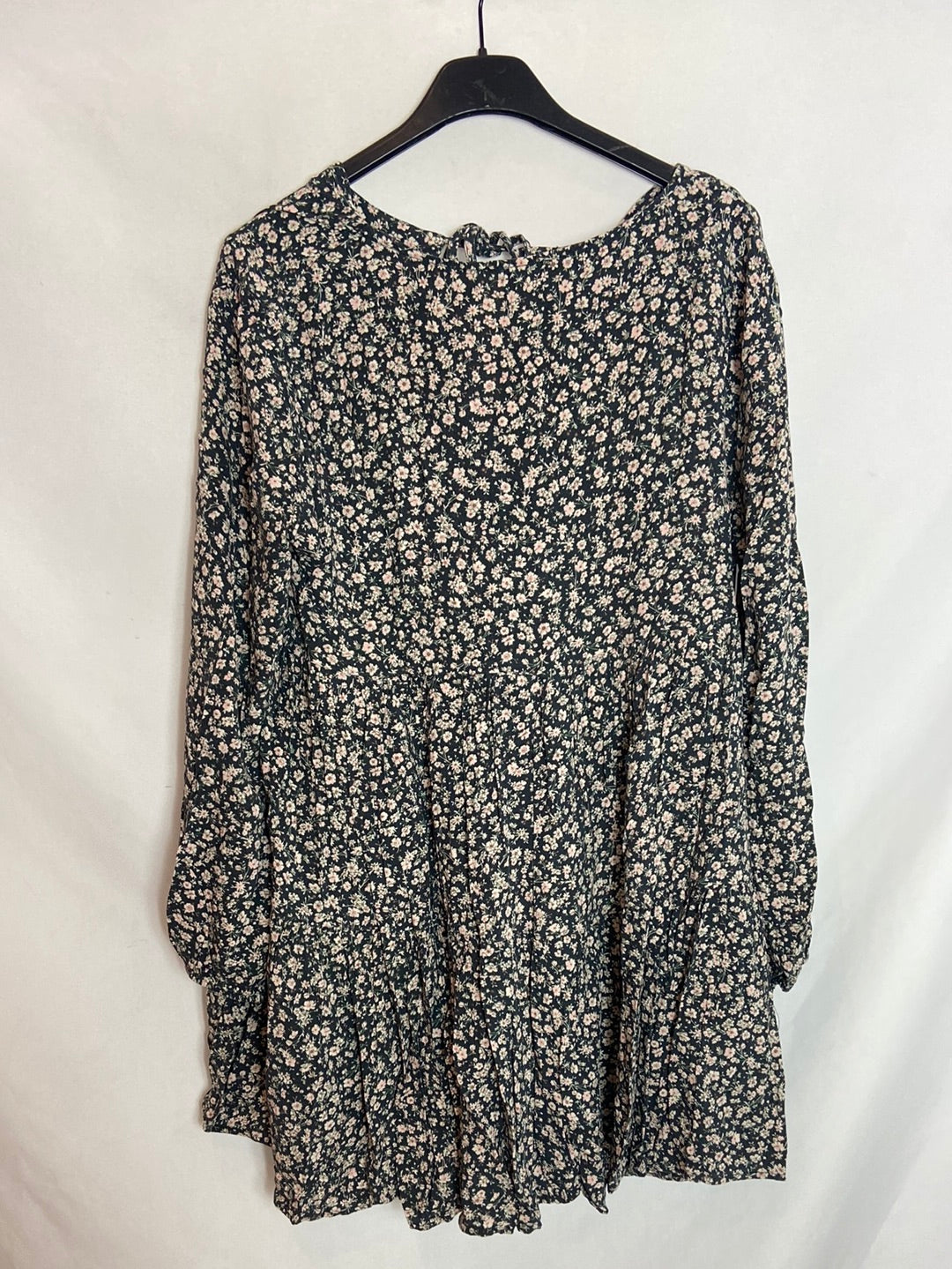 PULL & BEAR. Vestido corto flores T.S