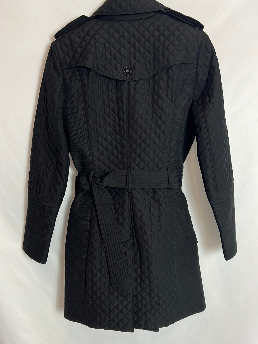 BURBERRY. Gabardina guateada negra. T 36