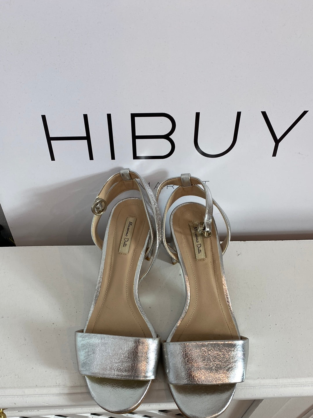 MASSIMO DUTTI. Sandalias tacón plateadas. T.37