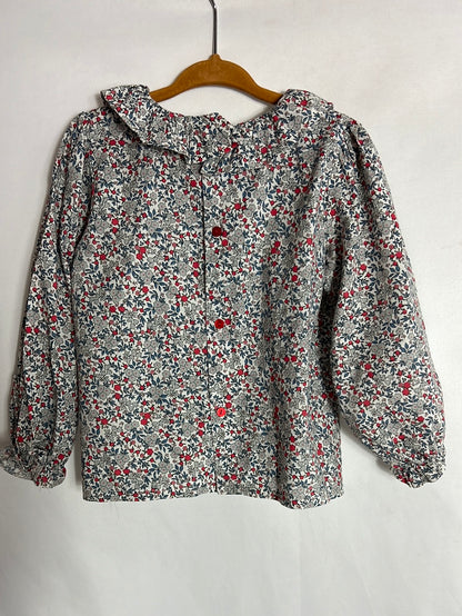 OTRAS. Blusa flores mini azules y rojas. T 3 años