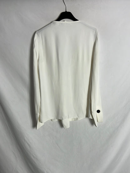 ZARA. Blusa blanca satinada doble botonadura. T S