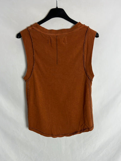 FREE PEOPLE. Camiseta sin mangas color caldera. T XS