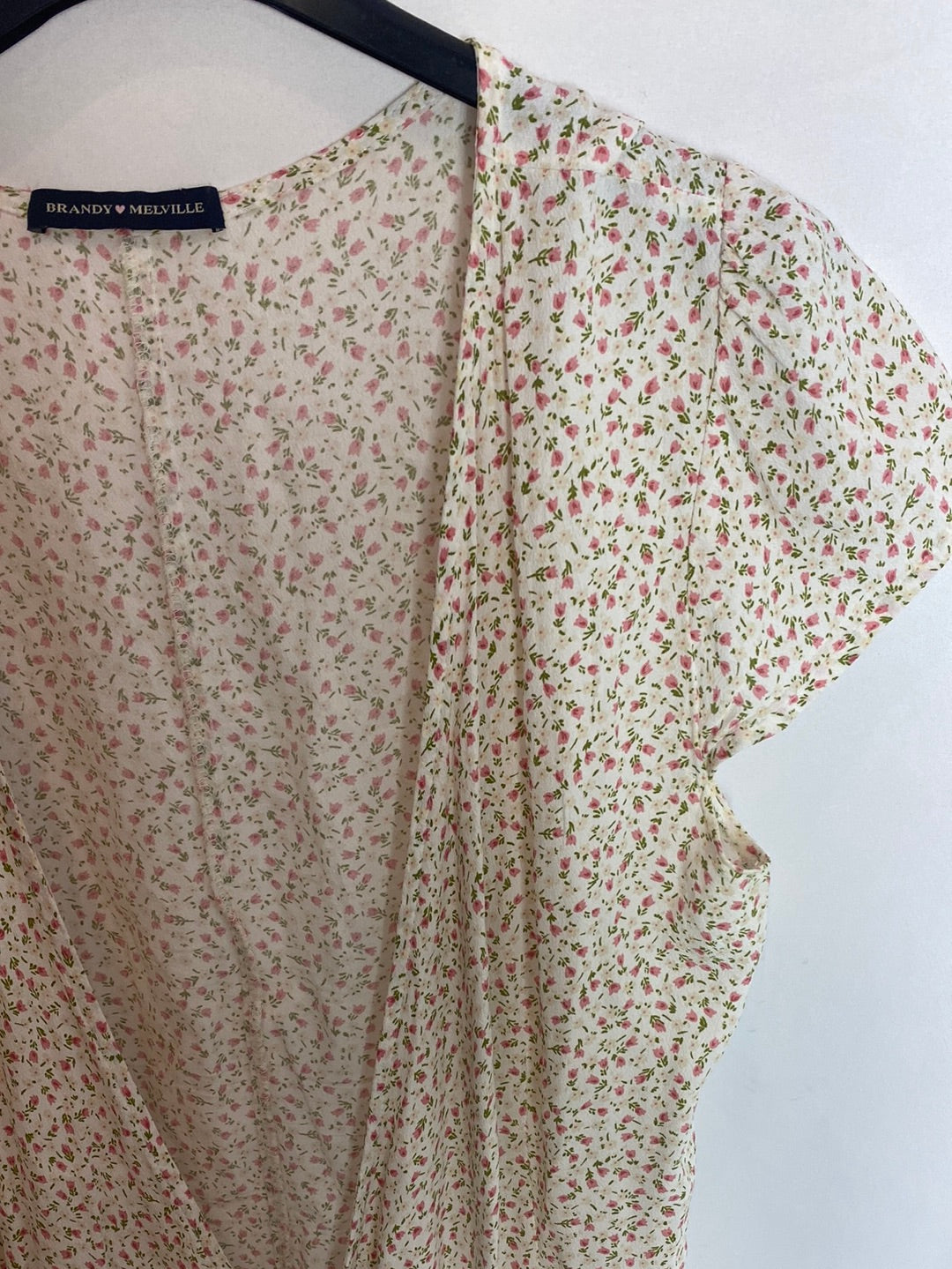 BRANDY MELVILLE. Vestido cruzado corto T.U