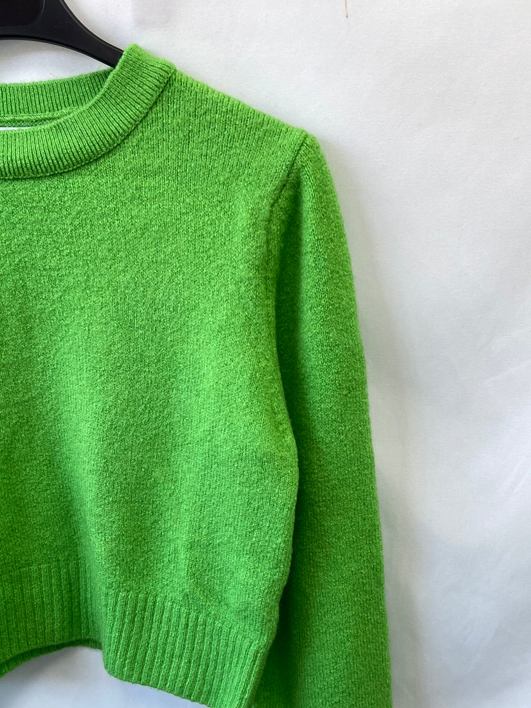 STRADIVARIUS.Jersey corto verde T.M