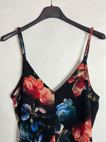 PULL&BEAR. Mono corto negro estampado. T M