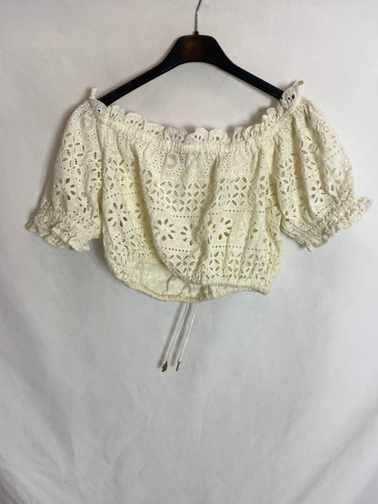 TIGERLILY. Croptop encaje