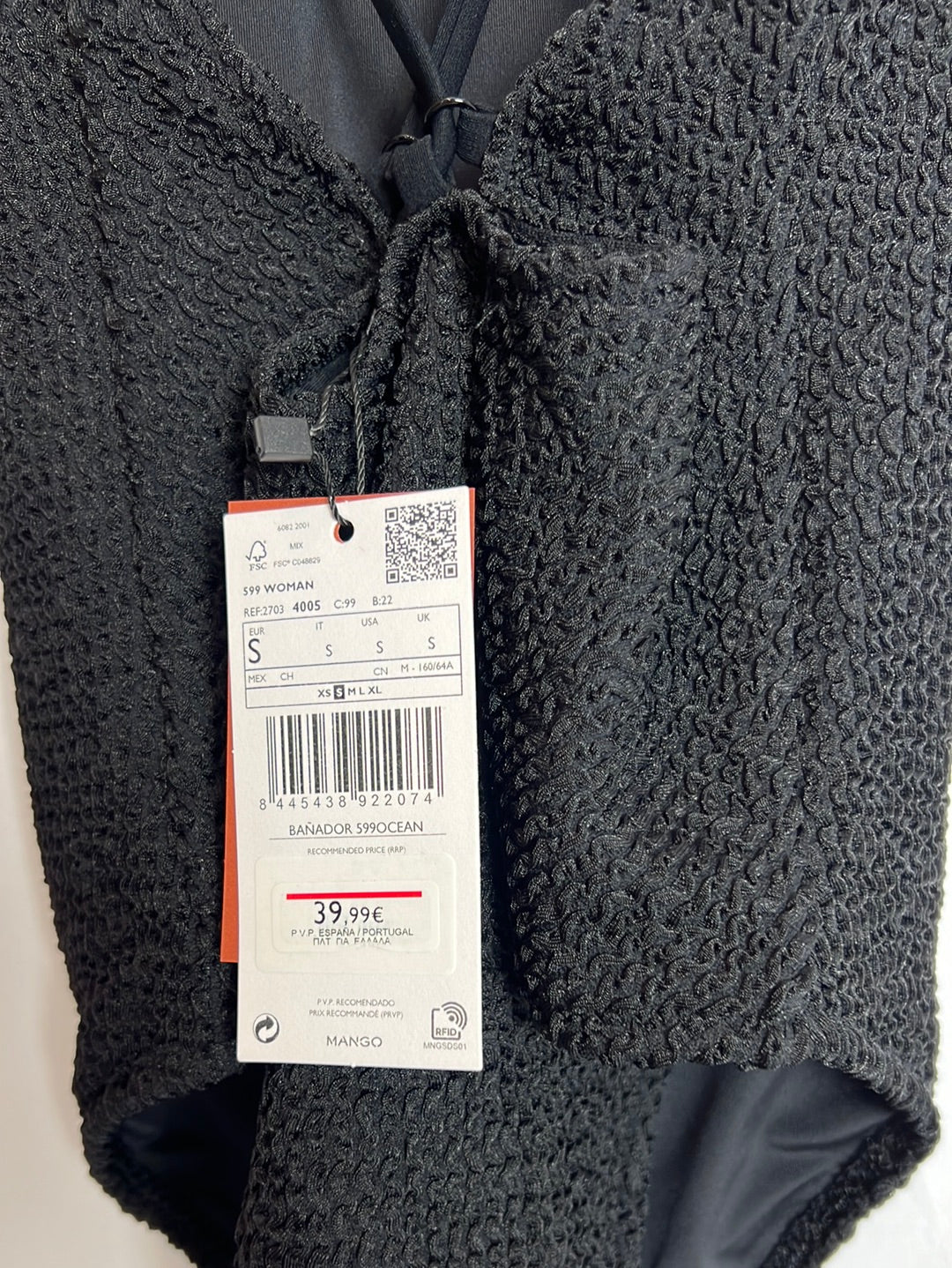 MANGO. Bañador negro textura. T S