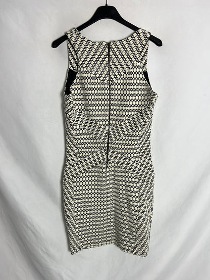 SYSTEMACTION. Black and white textured fitted dress. Size 38