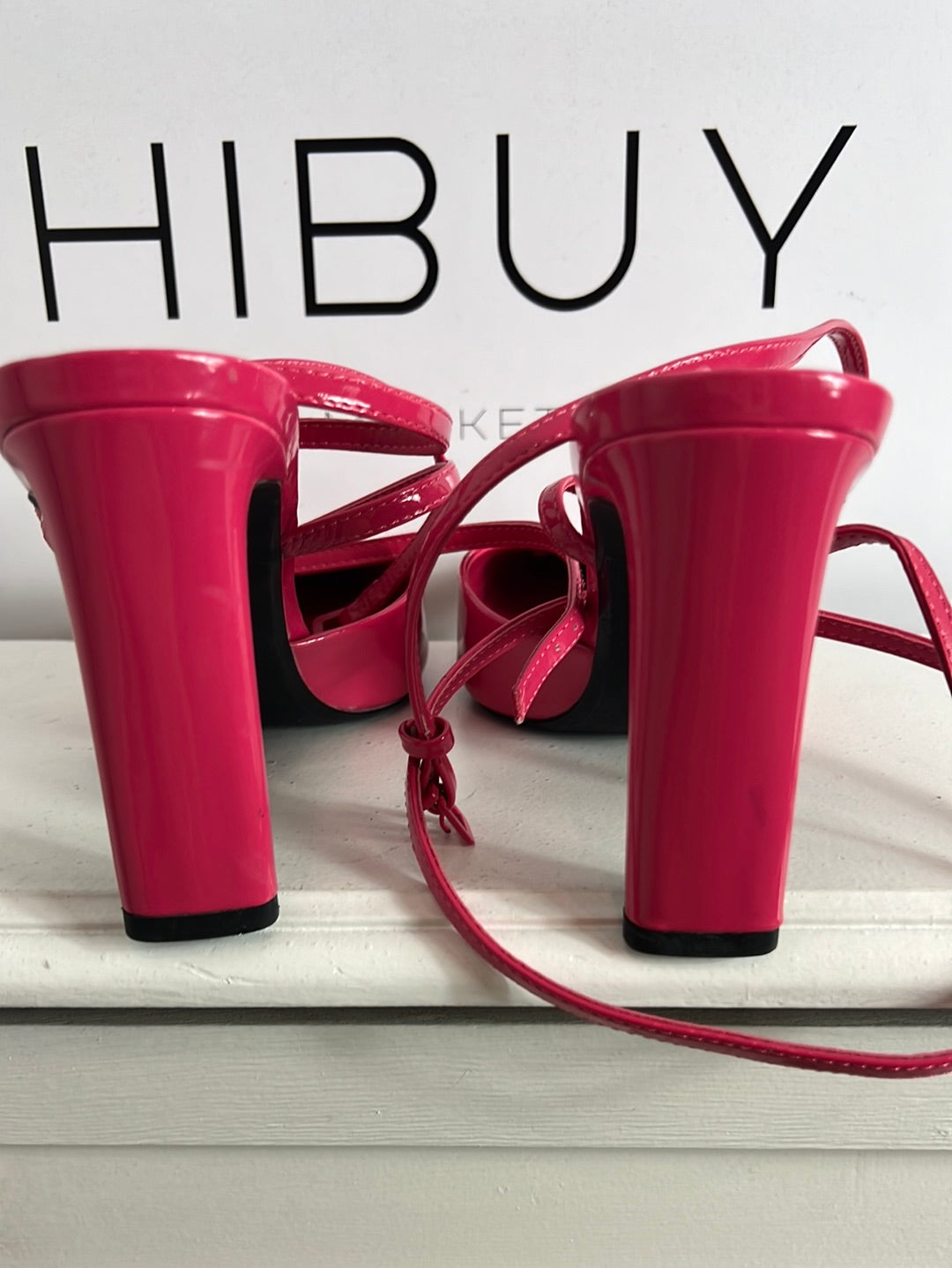 BERSHKA. Pink open-heeled shoes. Size 39