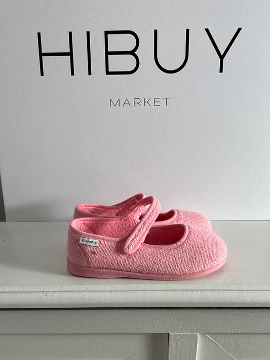 PISAMONAS. Pink slippers. Size 29