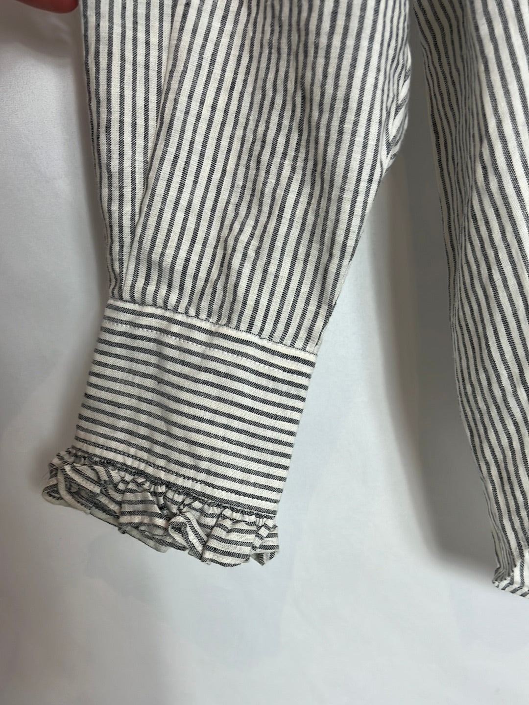 ISABEL MARANT. Striped blouse with ruffled collar. Size 36