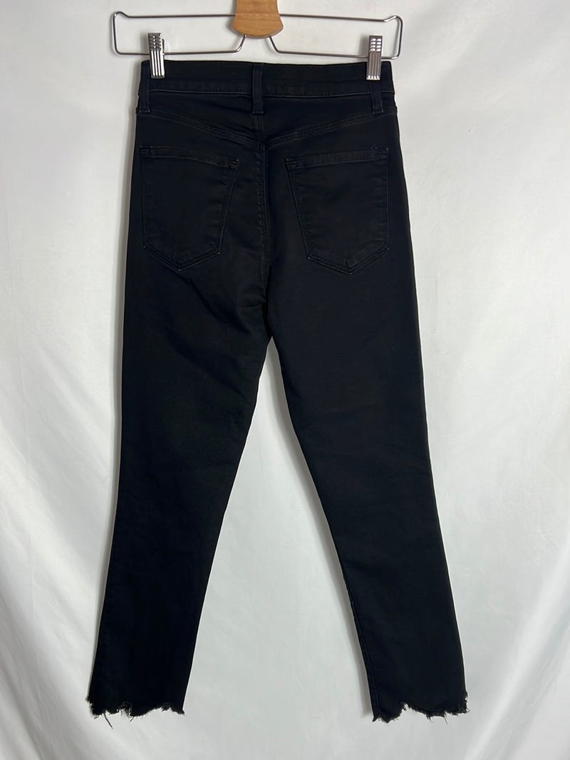 J BRAND. Pantalones negros denim cropped. T 25 (34)