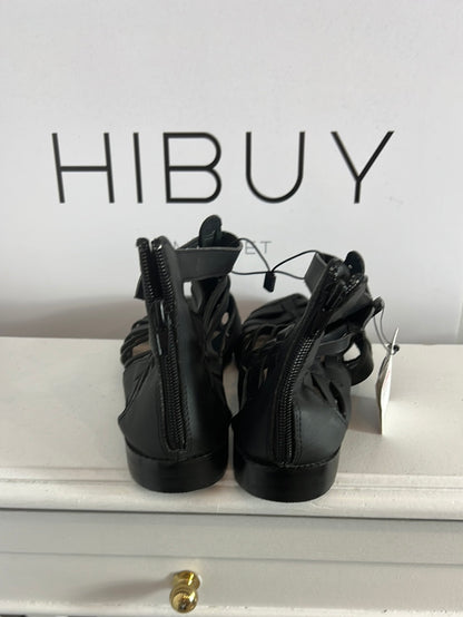 LEFTIES. Black jelly shoes size 38