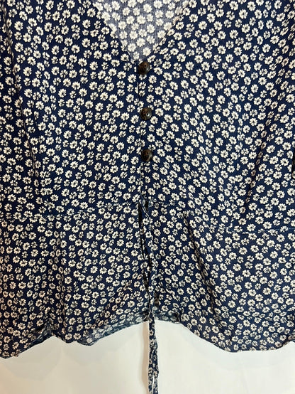 URBAN OUTFITTERS. Fluid blue floral print top. T.S.