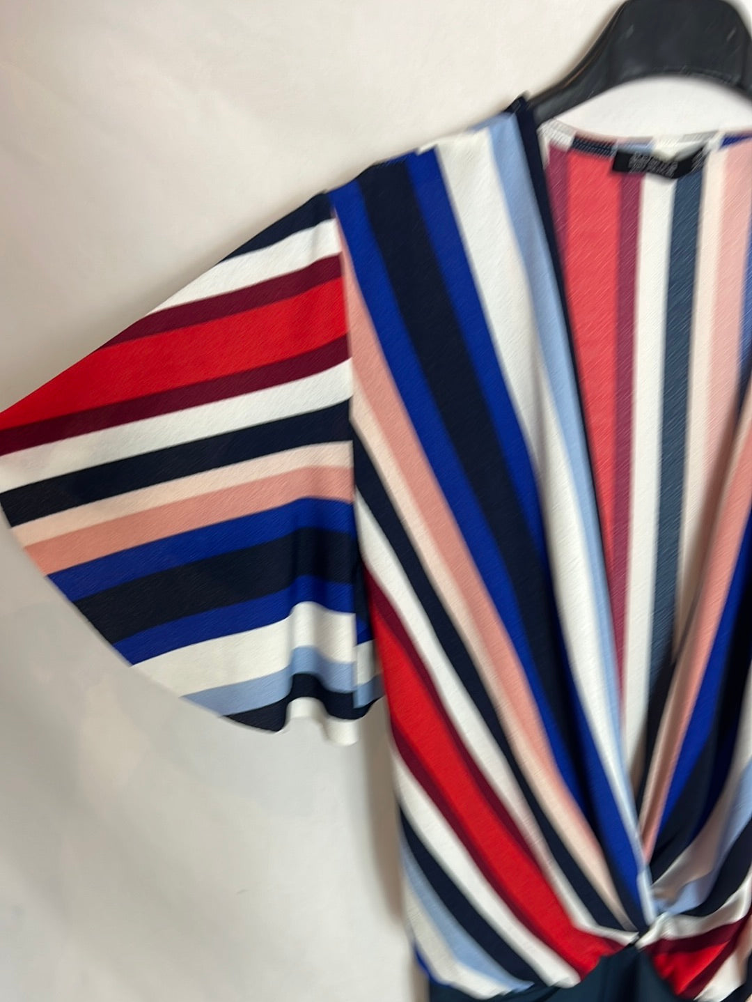 BERSHKA. Body rayas colores fluido. T S