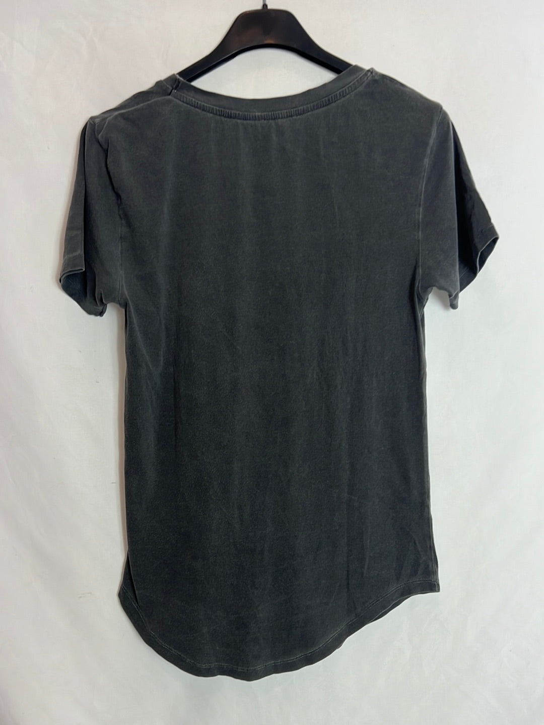 AMERICAN VINTAGE. Distressed gray T-shirt. TS
