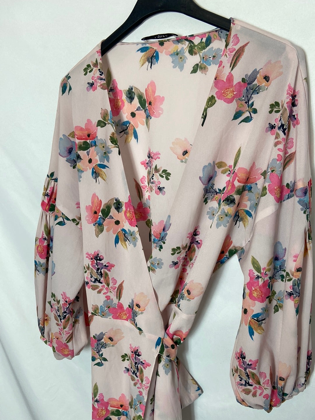 MANGO. Vestido midi rosa flores T.s