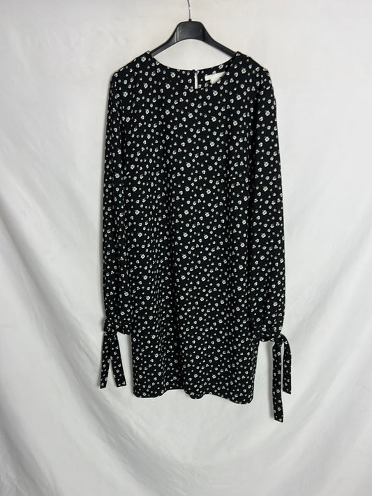 H&M. Vestido corto negro flores. T 40