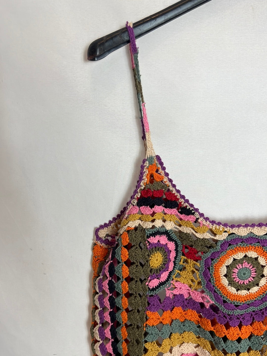 ZARA. Top crochet colores. T M