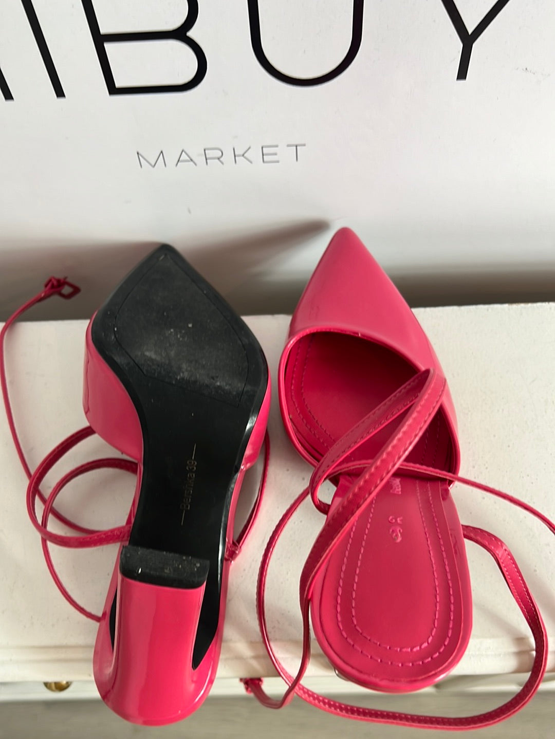 BERSHKA. Pink open-heeled shoes. Size 39